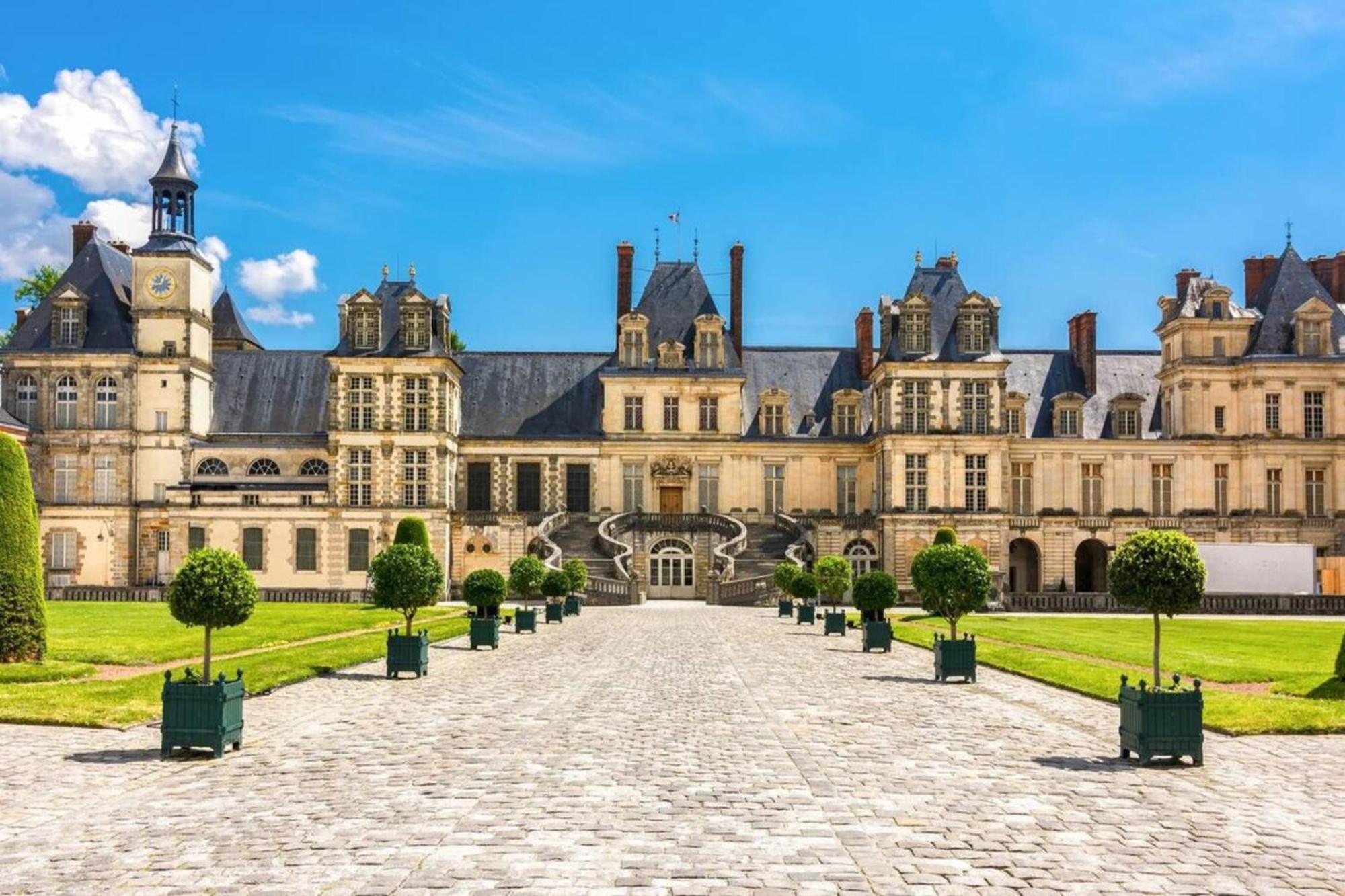 Fontainebleau Rue Grande - Chez Alexis Apartment Exterior photo